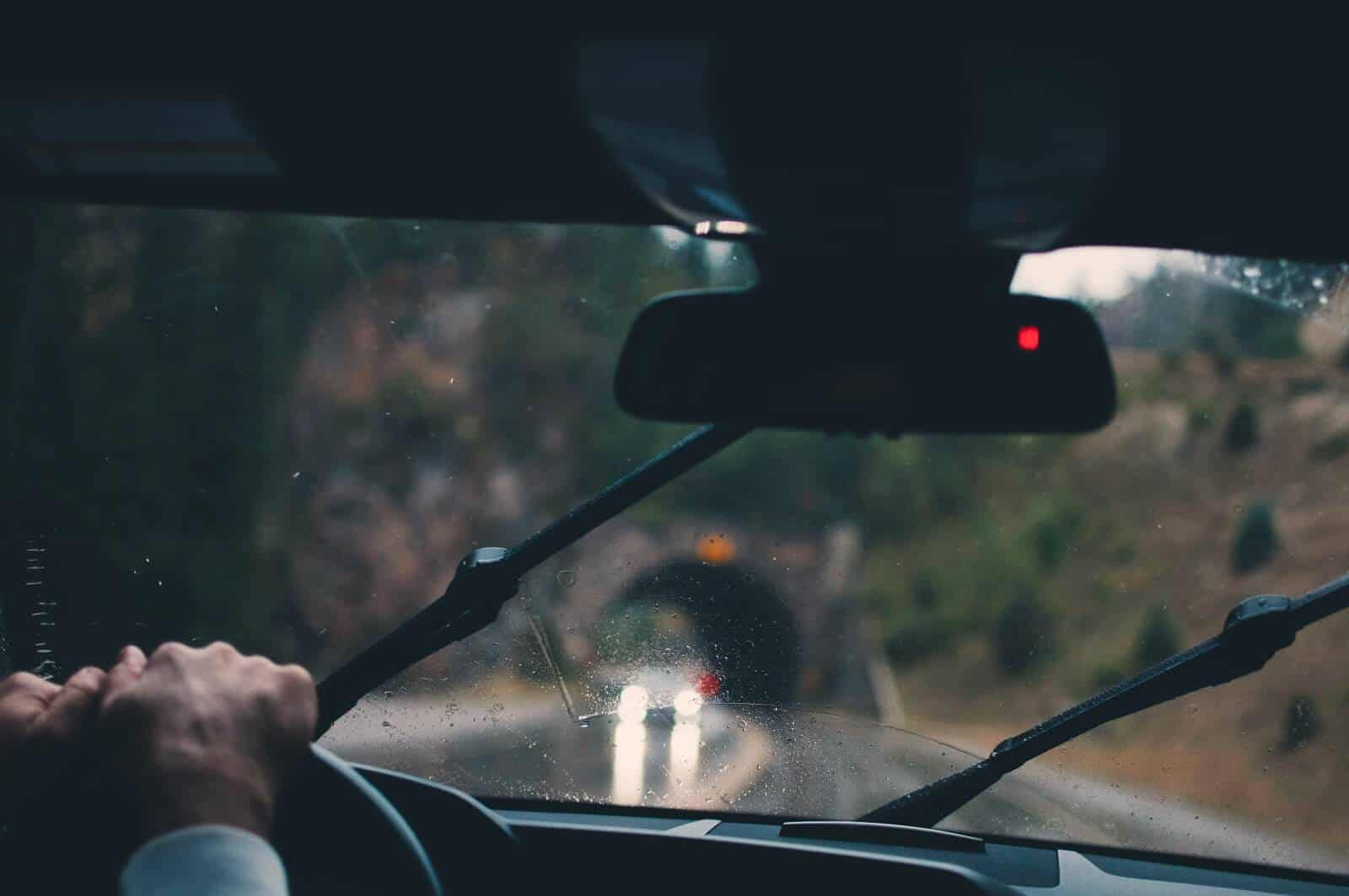 4 Best Silicone Wiper Blades to Brave Any Weather Condition