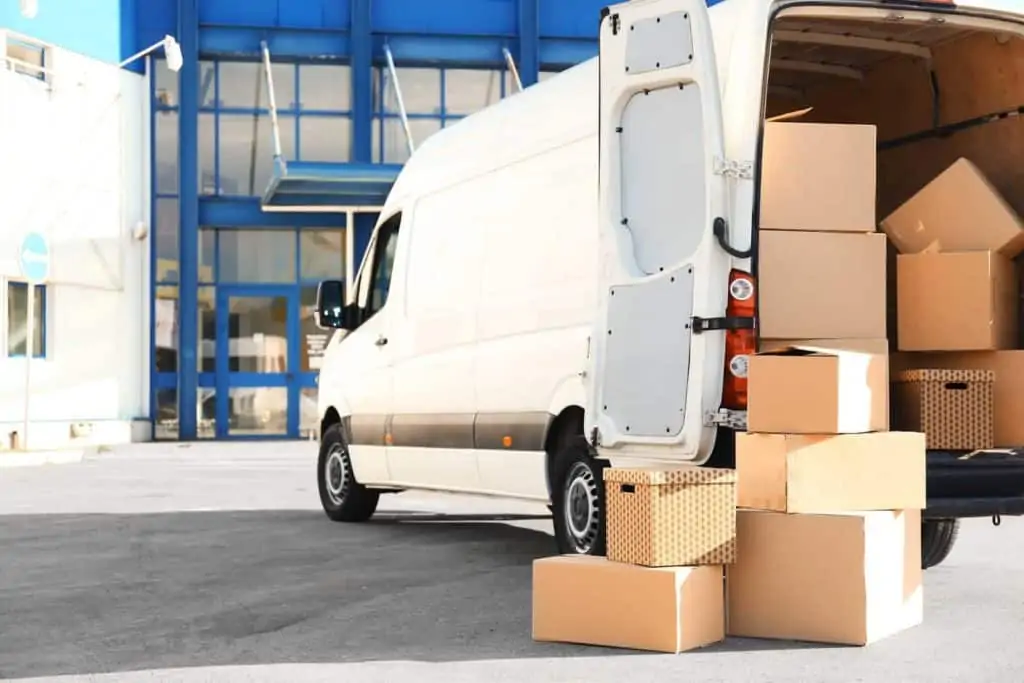 stock image showing a van being loaded with boxes for how much do amazon flex drivers make post