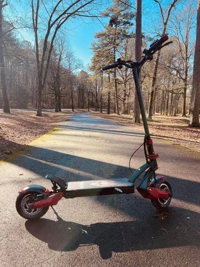 image of varla eagle scooter