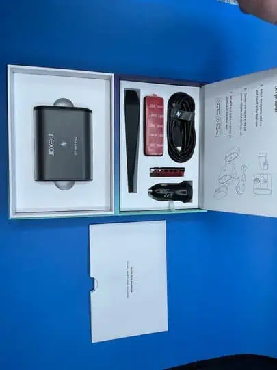 what's in the box - nexar one dash camera